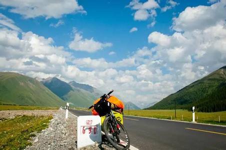 天路66号公路 比318惊险，比66号公路壮美，这条天路一开封就惊艳了整个新疆