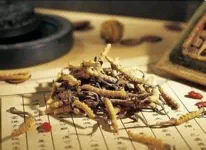 浑身痒痒的偏方 【偏方汇集】治疗身痒难忍之偏方，其效如神！