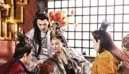 武则天男宠帮她舔细节 细数武则天选男宠的特殊要求