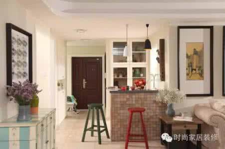 入户吧台隔断 入户吧台做隔断，这婚房设计真的很强大！