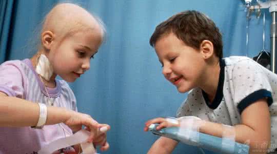 癌症为什么不要放化疗 主流医学终于承认癌症细胞完全不用放化疗 (1)