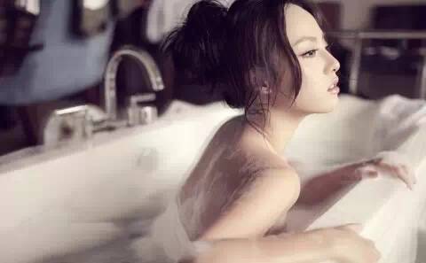 黑夜汉化组秘密检讨书 日本男人爱讨“小姐”做老婆的秘密