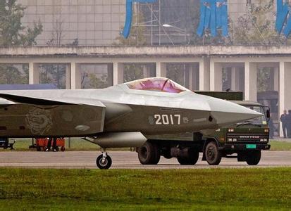 中国六代战机 专家：第4代中国战机若能尽快服役 性能低点无所谓