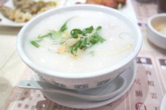 豆浆煮粥的功效与禁忌 豆浆粥