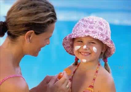 夏天露天汽车如何防晒 夏天露天游泳如何防晒?