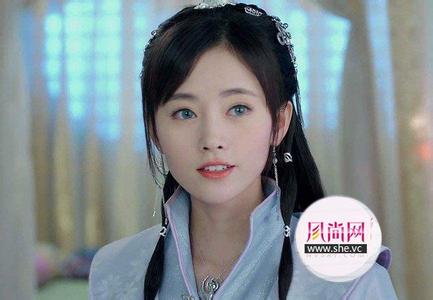 复旦大学教授工资震惊 震惊!复旦美女教授的这一番话,95﹪的中国人看完都沉默!