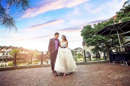 婚纱照外景哪儿最好 如何拍好外景婚纱照