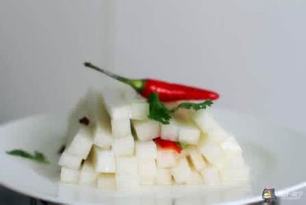 爽口酸辣萝卜条的做法 酸辣爽口的自制开胃萝卜