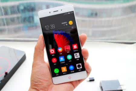 窄边框设计 2016年三款超窄边框设计手机推荐