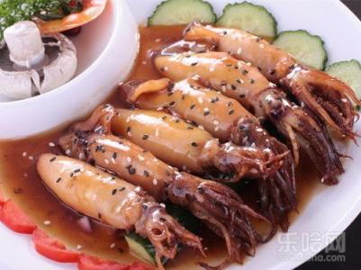 鱿鱼的营养价值及功效 鱿鱼的营养价值 鱿鱼的功效以及健康吃法