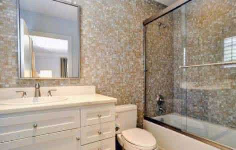 卫生间瓷砖大小 卫生间瓷砖选购：一看大小，二看花色，三看质量