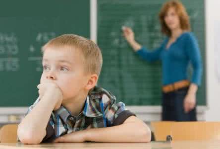 孩子注意力不集中 孩子注意力不集中，妈妈怎么办？3招让孩子不再走神！
