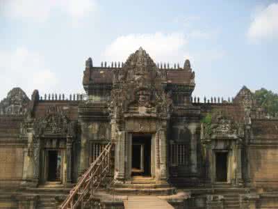 柬埔寨和吴哥寺 柬埔寨吴哥:班提色玛寺