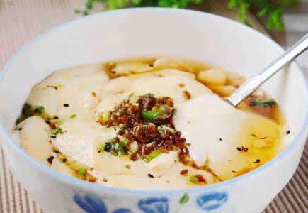 油条豆腐脑 北方人最爱的咸豆腐脑怎么做?早餐油条最佳排挡