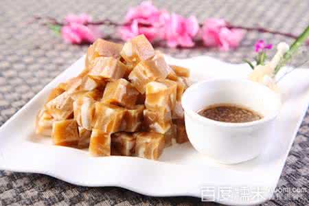 肉皮冻的家常做法图解 京味肉皮冻（做法附图）*