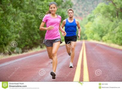一天什么时候跑步好 跑步一天跑多少公里 一天什么时候跑步好呢
