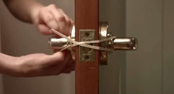 橡皮筋的妙用 橡皮筋的9种妙用 快来学学吧！