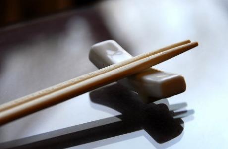 违反廉洁纪律七种行为 用筷子七种行为需警惕