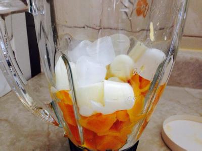 牛奶冻成冰块 牛奶冻成冰块 牛奶冻成冰块能吃吗?