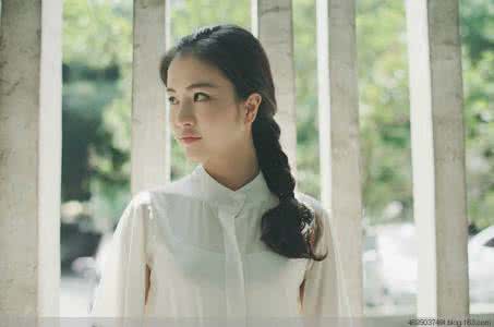 活着低调做人 活着要低调做人，不要瞧不起任何人