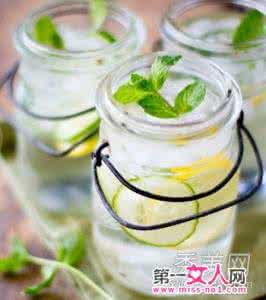 排毒清脂片能减肥吗 排毒通便瘦身茶 4款瘦身食谱 排毒又清脂