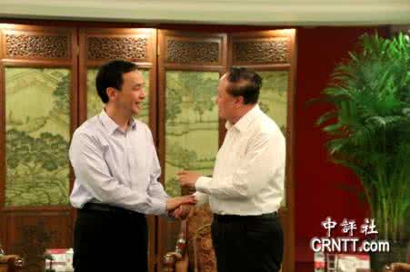 校园里的笑声作文 朱老师重温北大校园故事 笑声不断