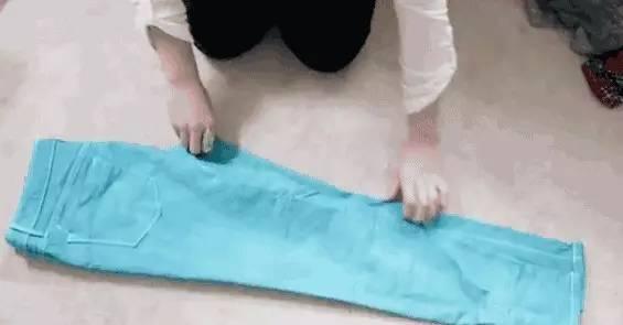 聪明人用方格笔记本 撞车后聪明人这样做 叠衣服这样做最聪明,再多衣服也不怕,女生必看。