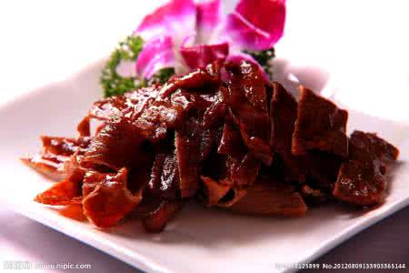 店小二与客官语录 客官,小二分享给你个酱油肉,馋到你流口水!