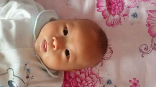 六个月宝宝缺钙的症状 六个月宝宝缺钙的症状 一岁宝宝缺钙的症状介绍