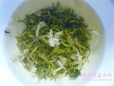 茶叶提神 茉莉花茶提神功效:茉莉花茶可以提神吗?大家都知道茶叶具有提神的功效,可是茉莉花茶从真正意义上来说是不属于茶叶的