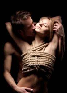 达到人生巅峰 双手也能让他达到性欲巅峰：倾听他的生理反应