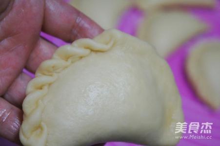 用饺子粉能做面包吗 饺子粉可以做面包吗