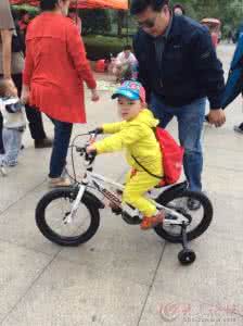 童车选购 童车选购 如何选购电动童车？电动童车的使用与保养