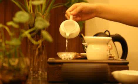 如何品茶 如何品茶 品茶小技巧