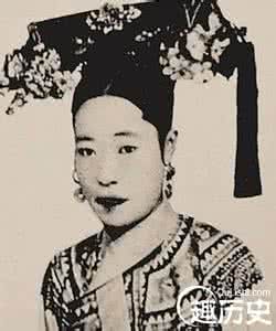 恭亲王溥伟 复辟狂人小恭亲王:“有我溥伟在，大清不会亡！”