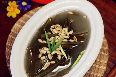 去除妊娠斑的最佳时间 去除妊娠斑吃什么？去除妊娠斑的食疗方