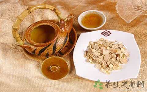 西洋参泡水喝的功效 西洋参泡水喝的功效 西洋参泡水喝的功效 让健康喝出来