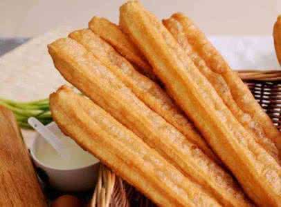 自制炸油条做法和配方 家庭自制完美版油条全攻略
