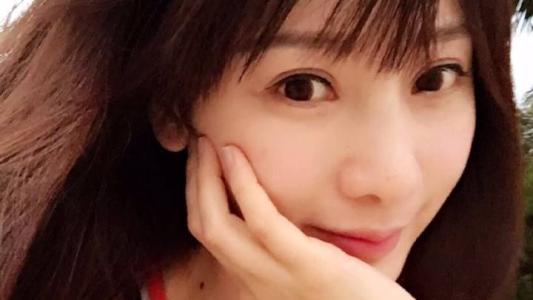 红外线透视下的柳岩 柳岩的美瞳线，美呆了！