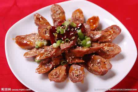 香辣鸭脖的做法 香辣鸭脖（做法附图）*