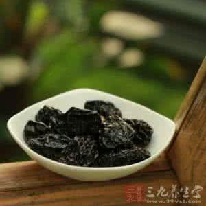 酸梅汤的配方 酸梅汤配方 怎样做出清凉爽口的酸梅汤