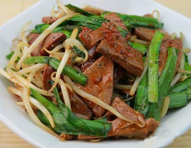 怎样炒猪肝不腥不老 烹饪技巧:如何炒猪肝去腥又美味?