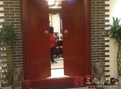 古人养生经典名言 养生精选 古人为啥要在家里设置门槛