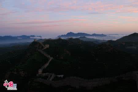 长歌 云海 登顶 【分享】顶狂风登顶光头山，看云海饱览秦岭绝美风光