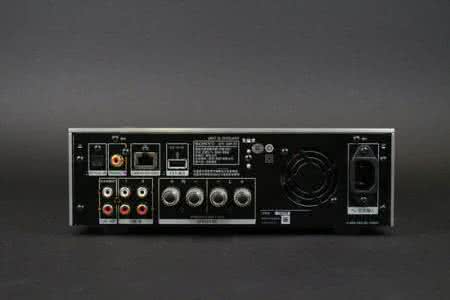 音频输出端子 hp 索尼HX555支持音频输出端子吗