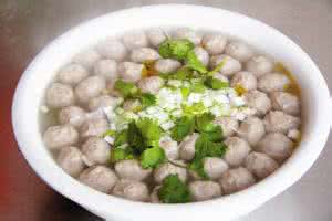 生汆丸子汤 怎样让生汆丸子漂起来