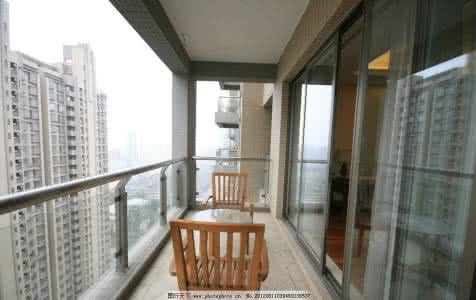 房子没有阳台怎么设计 这样设计阳台，就不怕房子空间小了...