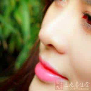 男人找女人聊天的心态 女人的四种心态给男人戴绿帽
