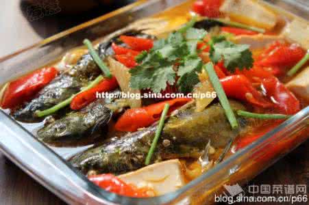 黄蜂鱼焖豆腐 泡椒豆腐焖黄蜂鱼