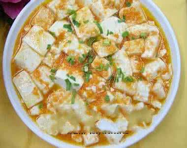 白带绿色豆腐渣会自愈 祥云风味小吃绿豆腐